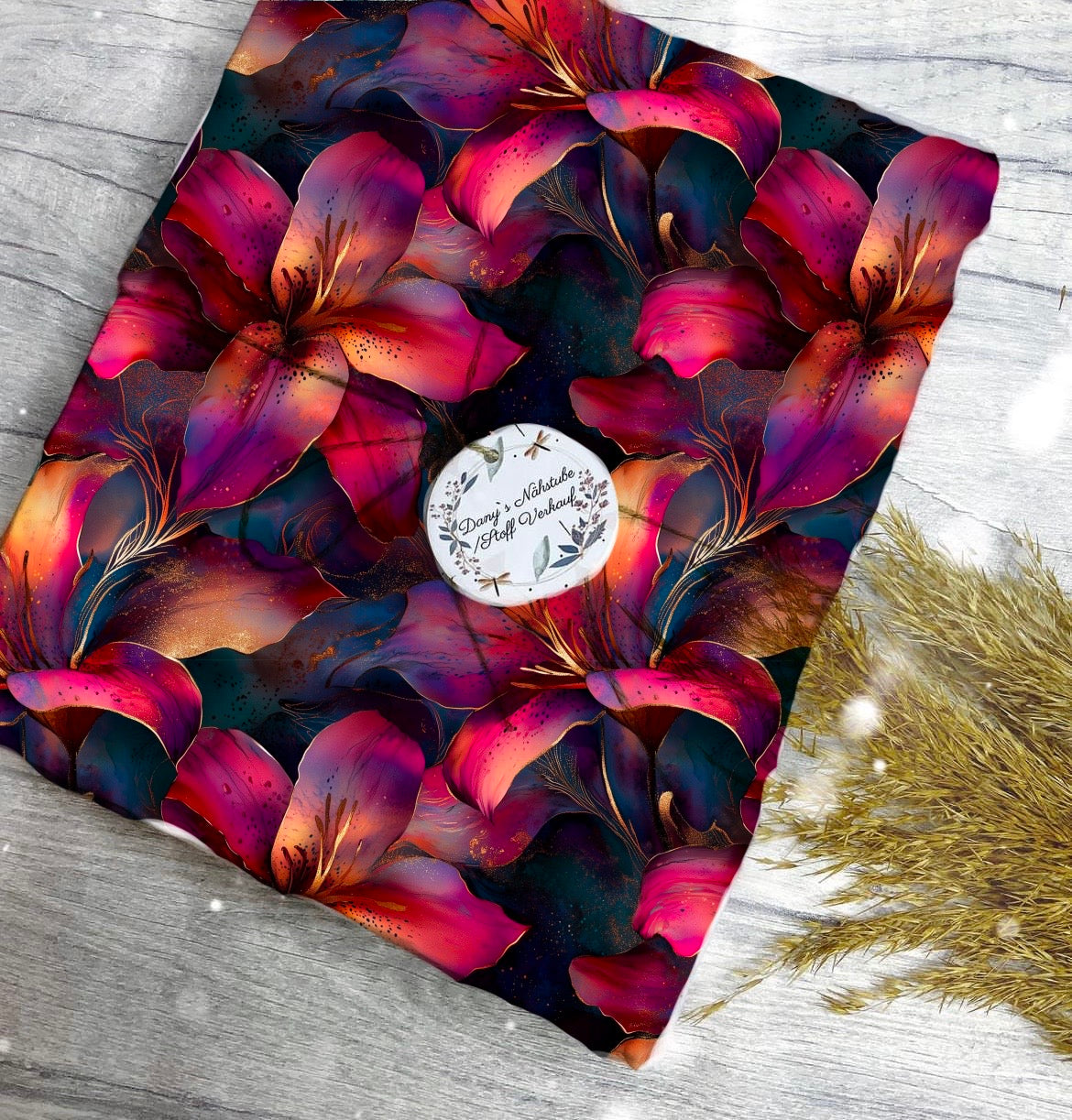 Lilien auf Dunkelblau Augustvorbestellung